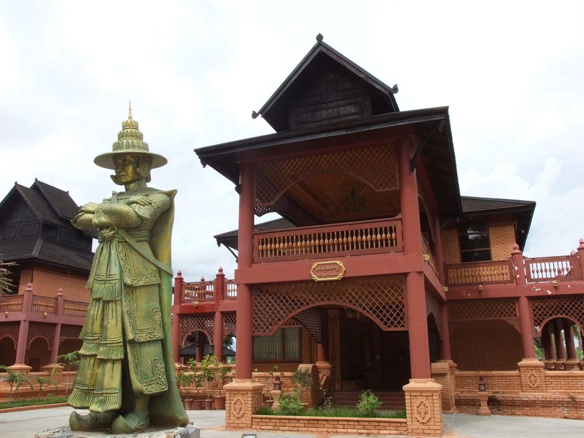 Kma Kaytumadi Hotel Taungoo Exterior photo