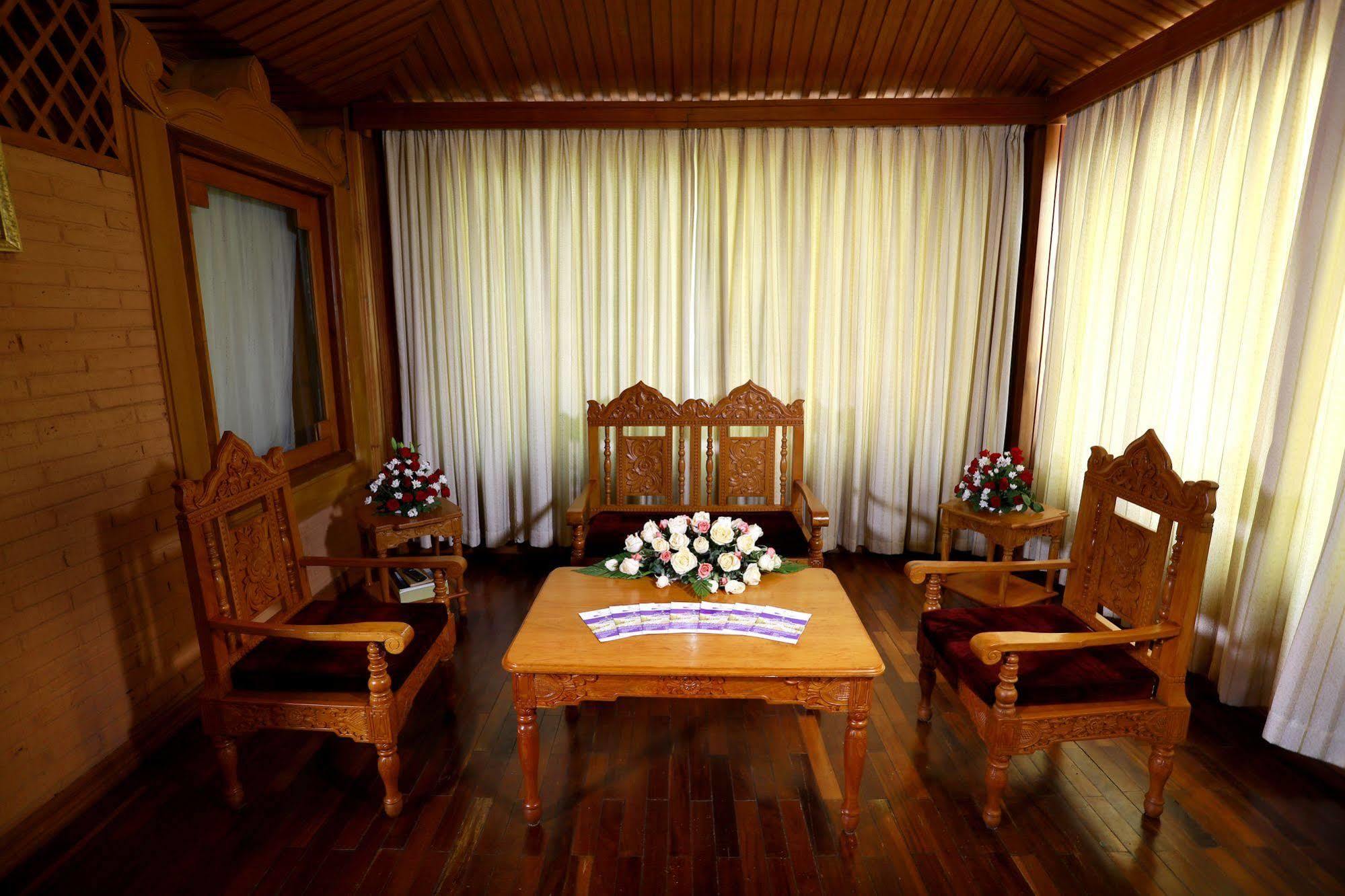 Kma Kaytumadi Hotel Taungoo Exterior photo